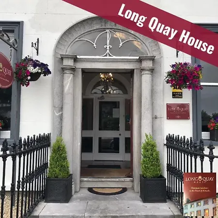 Long Quay House 4*