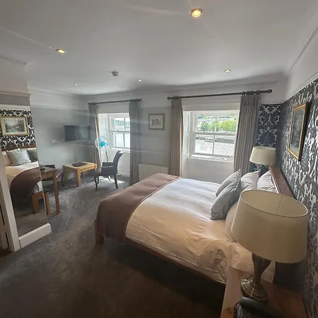 Long Quay House בית הארחה 4*