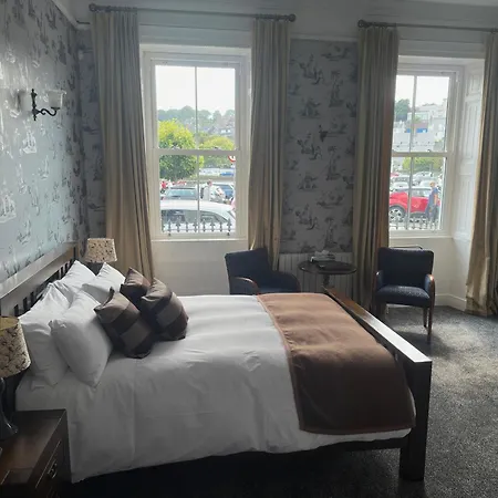 Long Quay House בית הארחה 4*