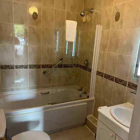 Long Quay House Guest house 4*