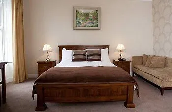 בית הארחה Long Quay House 4*