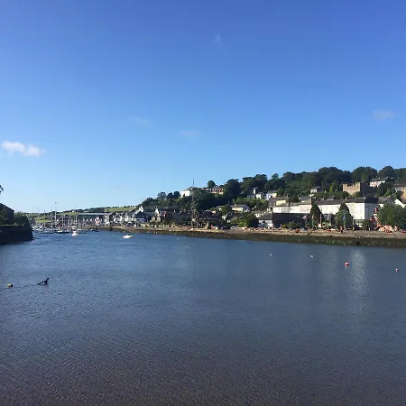 Πανσιόν Long Quay House Κινσέιλ