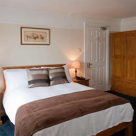 Πανσιόν Long Quay House 4*