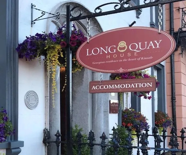 Konukevi Long Quay House