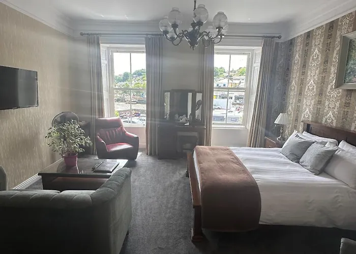 Konukevi Long Quay House Kinsale