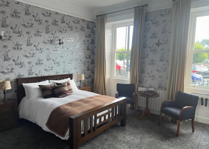 Long Quay House Гостевой дом Кинсэйл