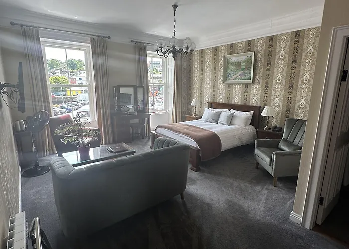 Гостевой дом Long Quay House