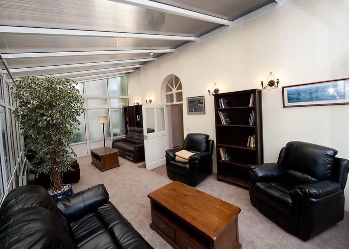 Long Quay House Konukevi 4*